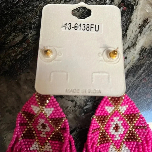 NEW Boho Beaded Earrings Hot Pink, Brown and White Beads Crafted in India - Picture 3 of 6